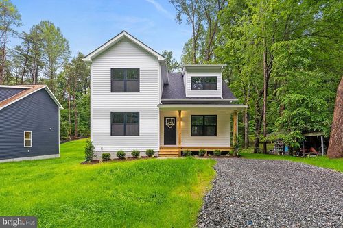 621 Clover Hill Dr, Ruther Glen, VA, 22546-1421 | Card Image