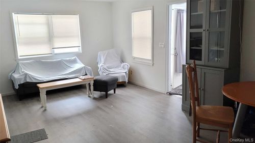 56 Woodcliff Trl, Baiting Hollow, NY, 11933-1250 | Card Image