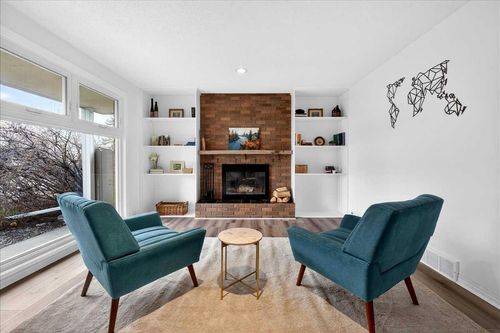 611 Lake Linnet Cres Se, Calgary, AB, T2J2J3 | Card Image
