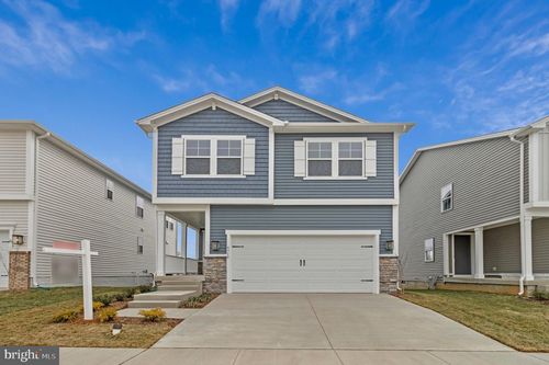 5719 Howard Dr, Glen Burnie, MD, 21061-2196 | Card Image