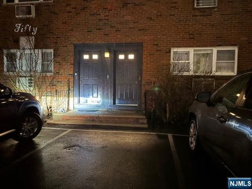 50 Main St, Lodi, NJ, 07644-1646 | Card Image