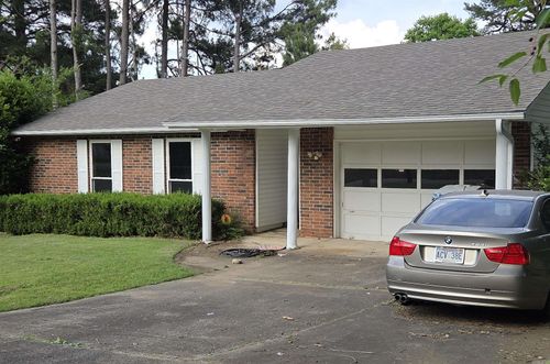 1909 Fair Oaks Dr, Little Rock, AR, 72204-3521 | Card Image
