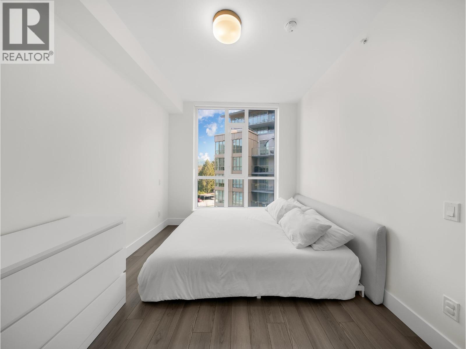 Residential in North Vancouver 3