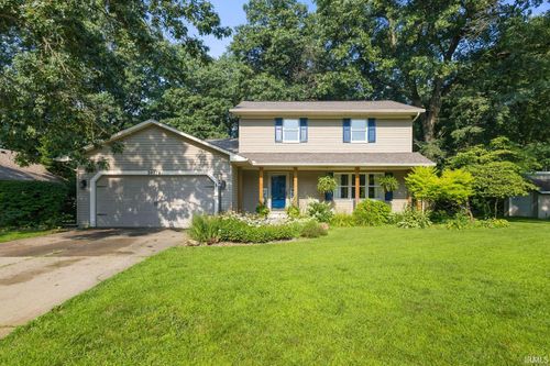 50779 Sherwood Dr, Granger, IN, 46530-7544 | Card Image