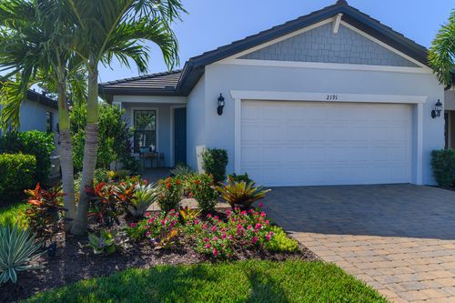 2191 Yellowfin Cir, NAPLES, FL, 34114-8323 | Card Image