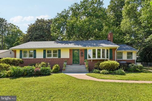 3502 Burrows Ave, FAIRFAX, VA, 22030-2902 | Card Image