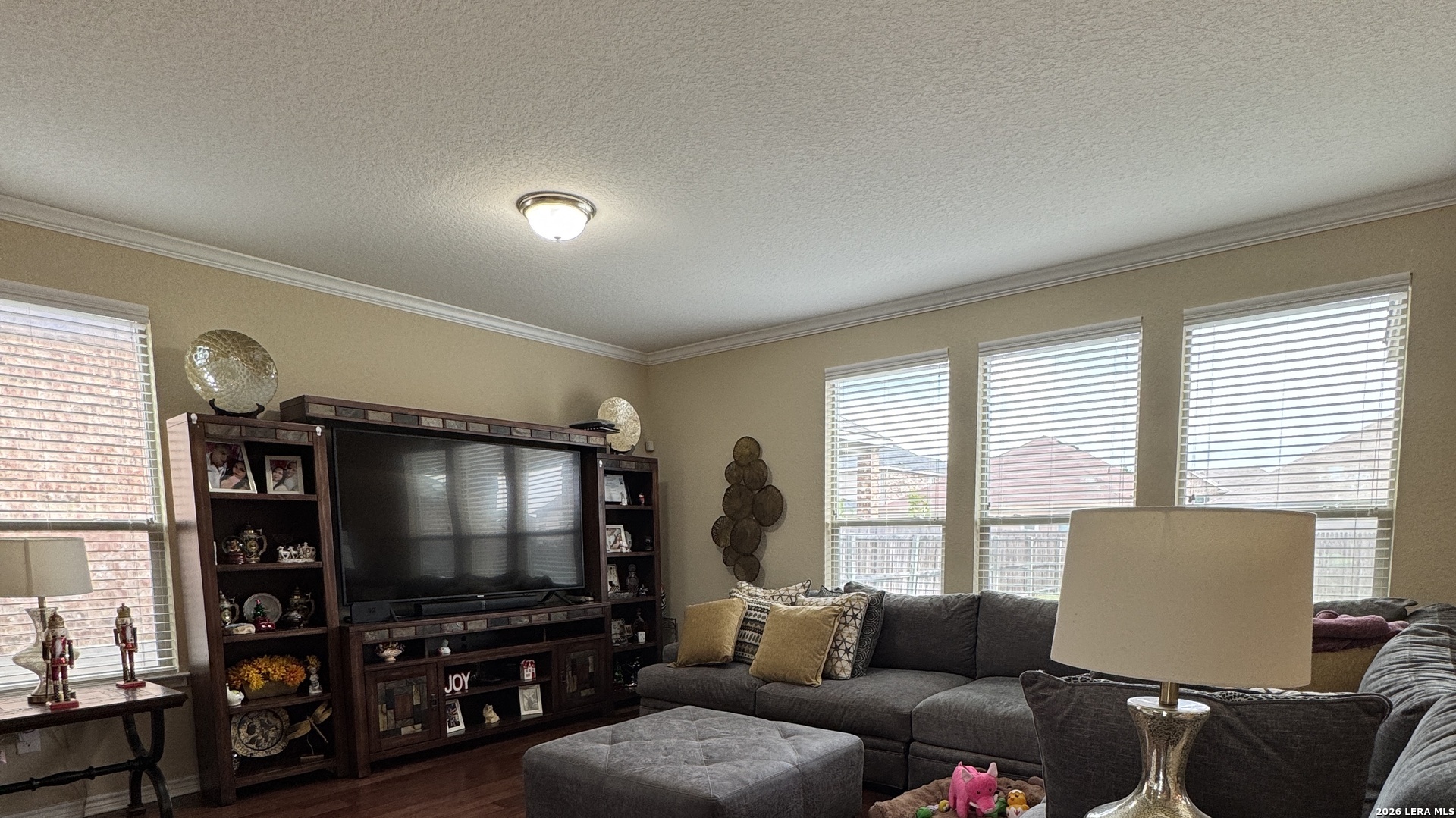 Residential in Universal City 3