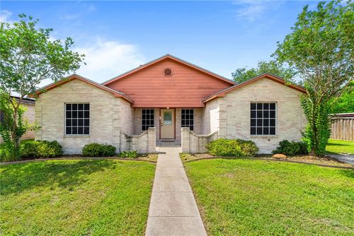 1205 Wyoming St, Alice, TX, 78332-3203 | Card Image