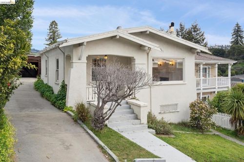 240 Sunnyside Ave, Piedmont, CA, 94611-4422 | Card Image
