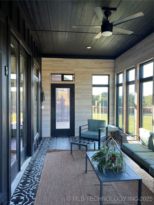 28300 County Road 1590, Tupelo, OK, 74572-5025 | Card Image