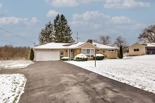 860 Keel Ridge Rd, Hermitage, PA, 16148-9121 | Card Image