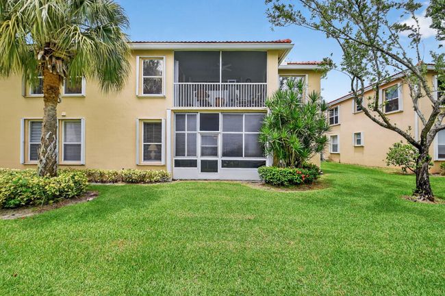 UNIT-101 - 12447 Crystal Pointe Dr, Condo with 3 bedrooms, 2 bathrooms and null parking in Boynton Beach FL | Image 5