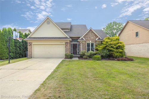 51141 Baker Rd, Chesterfield, MI, 48047-3156 | Card Image