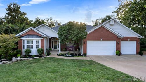2061 Fenwick Pl, Arnold, MO, 63010-1872 | Card Image