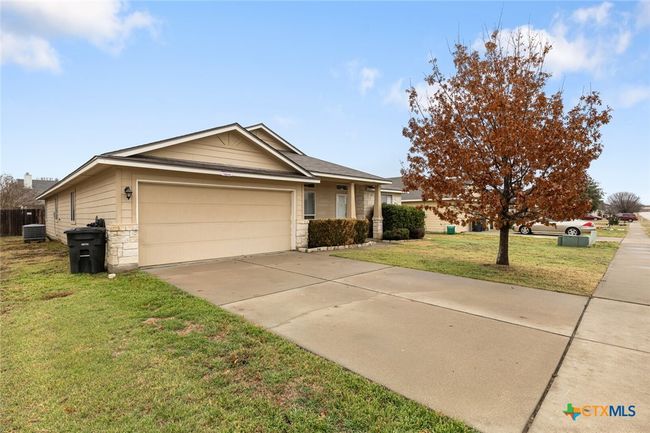 5209 Ranch Meadow St, House other with 4 bedrooms, 2 bathrooms and null parking in Killeen TX | Image 5