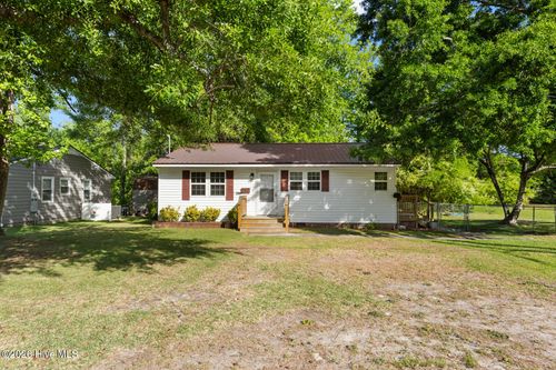 209 Dewitt St, Jacksonville, NC, 28540-6209 | Card Image