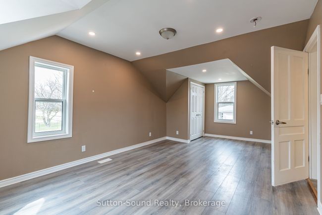 2348 5th Ave W, House other with 3 bedrooms, 2 bathrooms and 4 parking in Owen Sound ON | Image 11