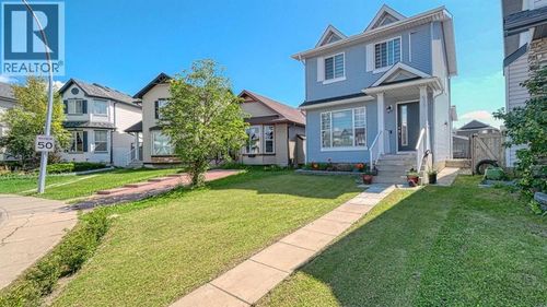 635 Taradale Dr Ne, Calgary, AB, T3J4K2 | Card Image