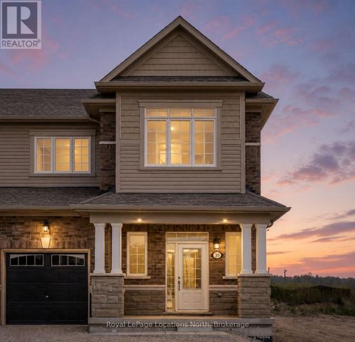 39 Stately Dr, Wasaga Beach, ON, L9Z0L9 | Card Image
