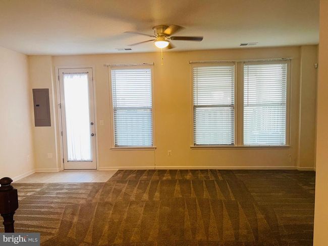 24456 Hawthorn Thicket Ter, Townhouse with 3 bedrooms, 4 bathrooms and null parking in STERLING VA | Image 28