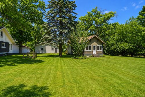 413 1st St Sw, Crosby, MN, 56441-1223 | Card Image