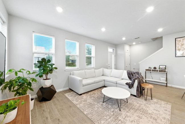 UNIT-101 - 9015 Cattle Baron Path, Condo with 3 bedrooms, 3 bathrooms and 4 parking in Austin TX | Image 5