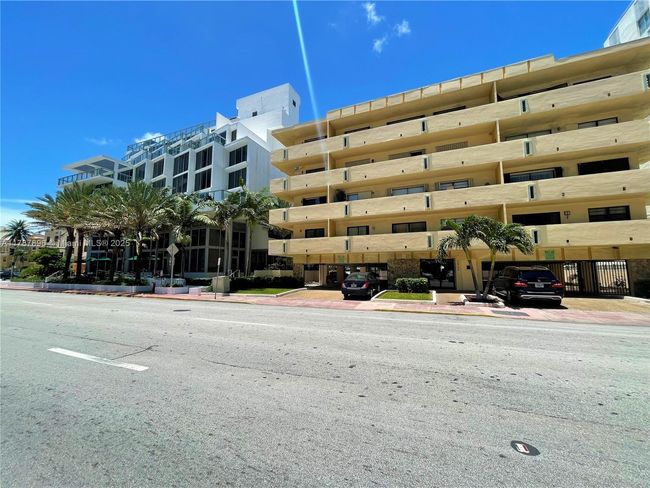 APT-403 - 2924 Collins Ave, Condo with 2 bedrooms, 2 bathrooms and null parking in Miami Beach FL | Image 21