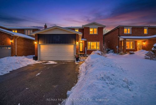27 De Rose Ave, Bolton, ON, L7E1B6 | Card Image