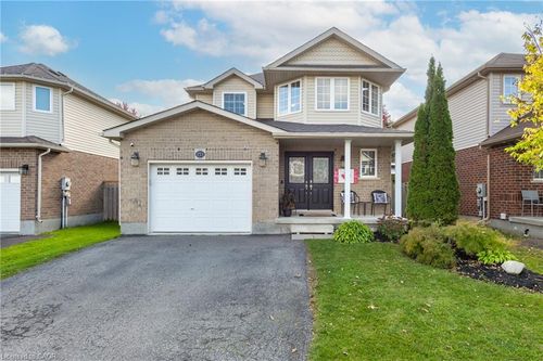 153 Porchlight Dr, Elmira, ON, N3B0A3 | Card Image