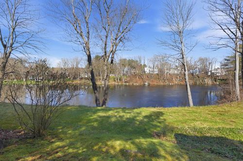 33 Tanner St, Concord, NH, 03303-4507 | Card Image