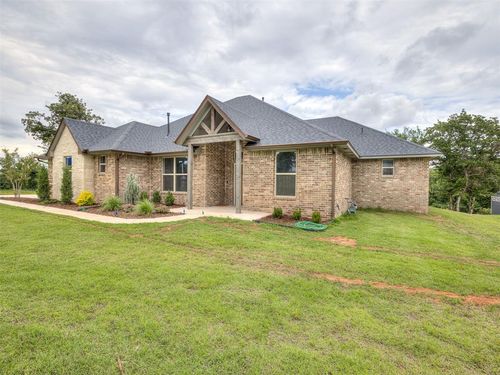 10924 Sandstone Ridge Way, Guthrie, OK, 73044 | Card Image