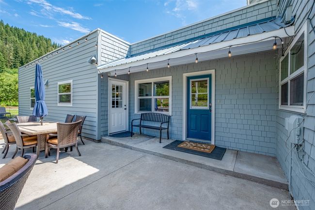 9753 Nibbelink Rd, House other with 4 bedrooms, 3 bathrooms and null parking in Peshastin WA | Image 6