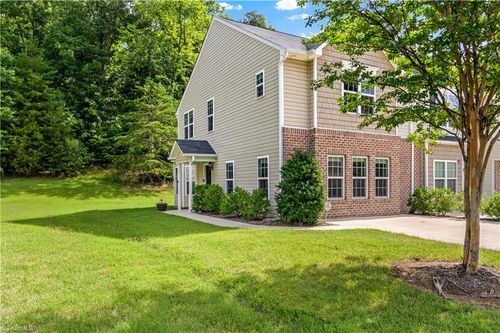 6518 Ashebrooke Dr, High Point, NC, 27265-2661 | Card Image