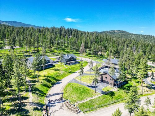 129 Blacktail Loop, Lakeside, MT, 59922-7500 | Card Image