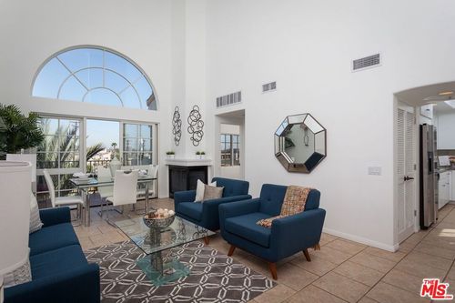 308-851 N San Vicente Blvd, West Hollywood, CA, 90048-1810 | Card Image