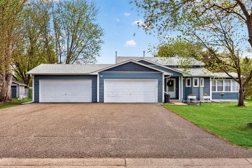 10821 Packard St Ne, Circle Pines, MN, 55014-2306 | Card Image