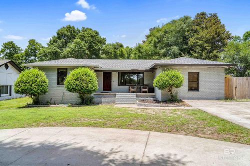 328 Magnolia Dr, Gulf Shores, AL, 36542-4406 | Card Image