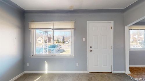 12660 Duchess St, Detroit, MI, 48224-1086 | Card Image