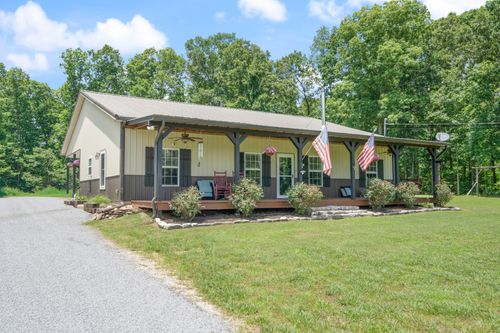 1150 Old Blacktop Rd, Mc Ewen, TN, 37101-5510 | Card Image