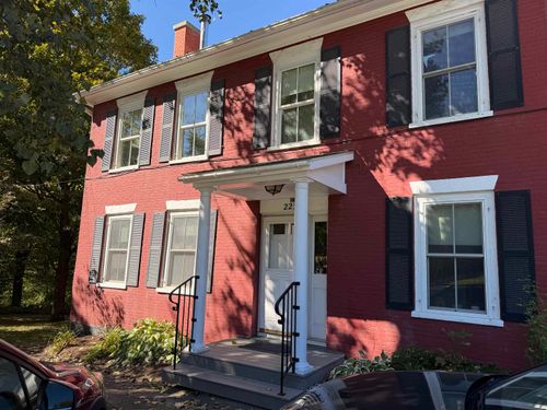 2233 Pucker St, Stowe, VT, 05672-5214 | Card Image