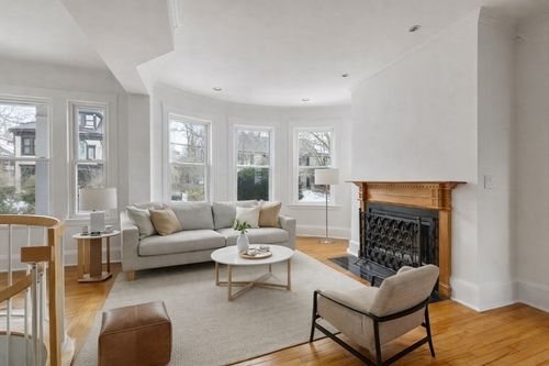 apt-1-114 Trowbridge St, Cambridge, MA, 02138-3129 | Card Image