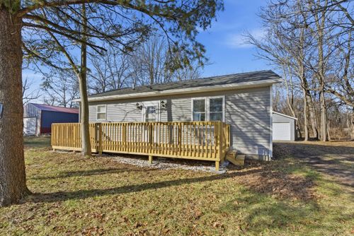 1606 N Longshore Dr, Walkerton, IN, 46574-9577 | Card Image