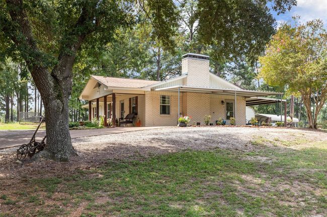 19769 State Highway 21 E, House other with 3 bedrooms, 2 bathrooms and 1 parking in Grapeland TX | Image 36