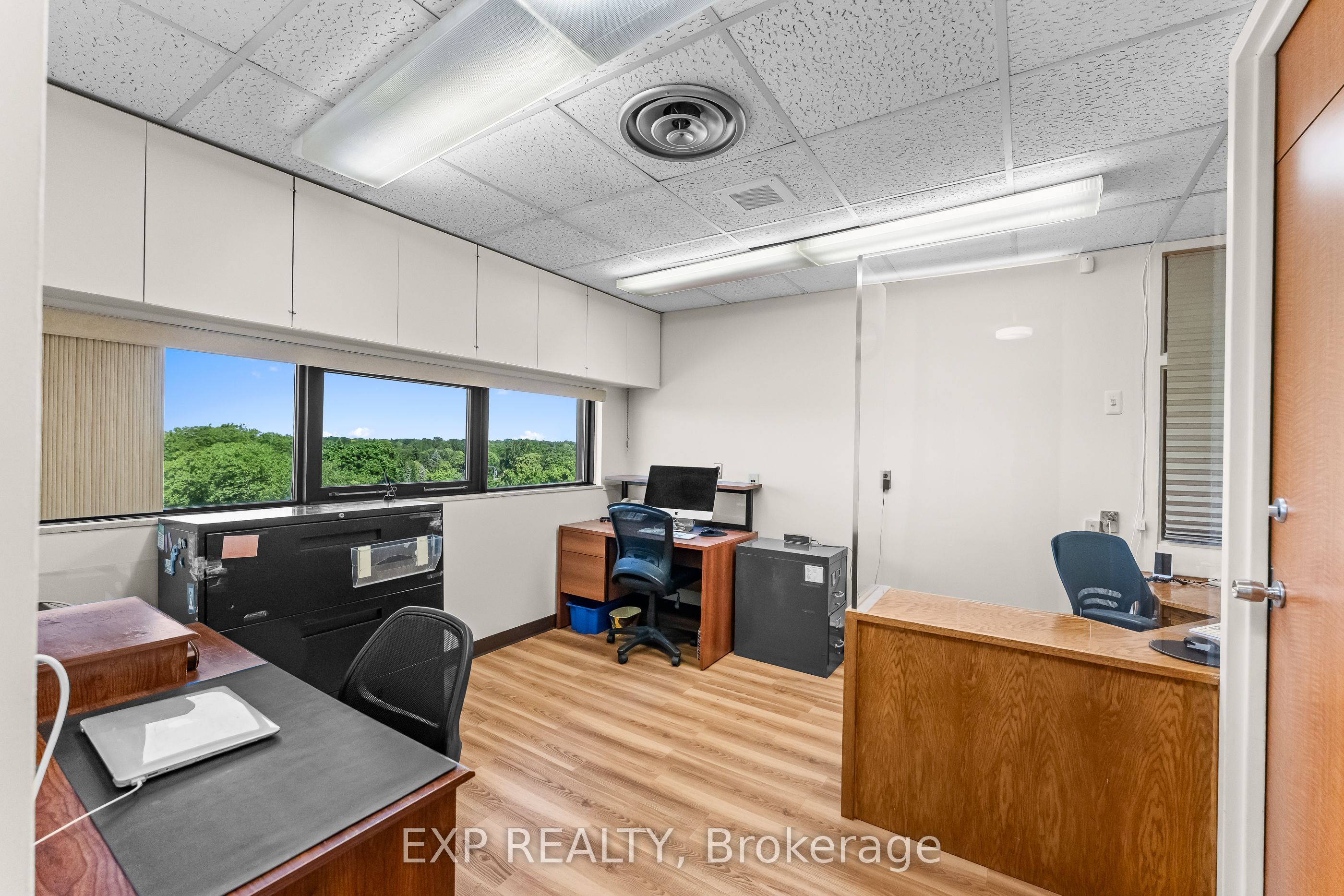 Commercial Sale in Niagara Falls 5