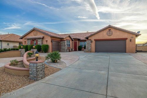 41705 Doverwood Court, Lancaster, CA, 93536 | Card Image