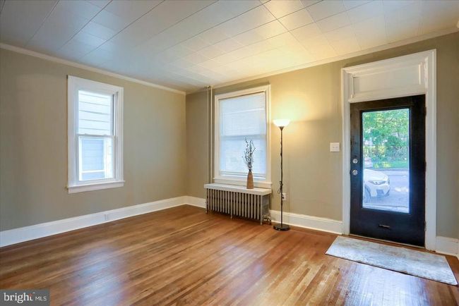 327 1 St Ave, Home with 4 bedrooms, 2 bathrooms and null parking in RED LION PA | Image 4
