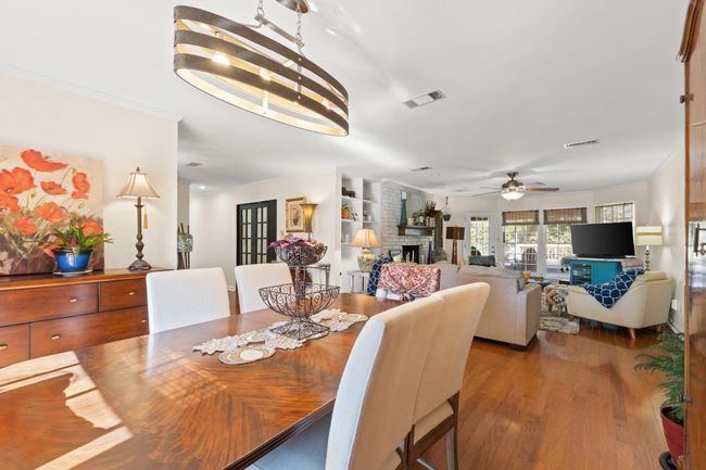 312 W Marion St, House other with 3 bedrooms, 2 bathrooms and null parking in Chattahoochee FL | Image 8