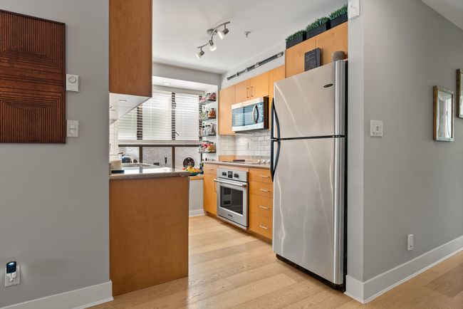 2432 W 4 Th Avenue, Condo with 2 bedrooms, 2 bathrooms and 1 parking in Vancouver BC | Image 15