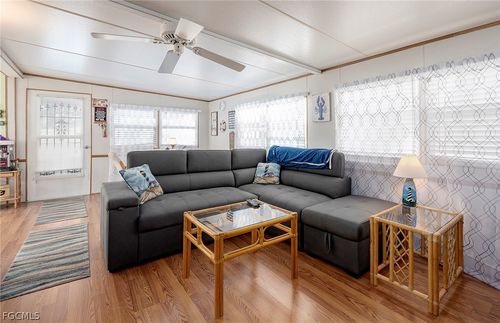 121 Caravan Cir, NORTH FORT MYERS, FL, 33903-7318 | Card Image