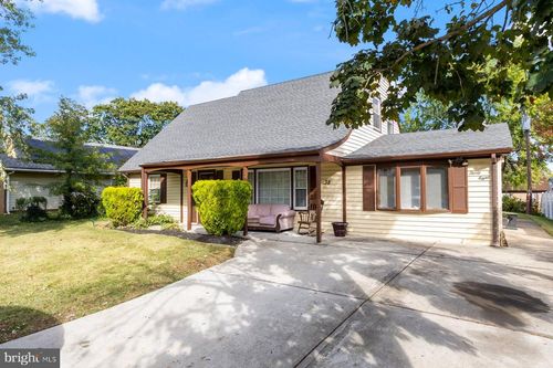 38 Hamilton Ln, Willingboro, NJ, 08046-1705 | Card Image